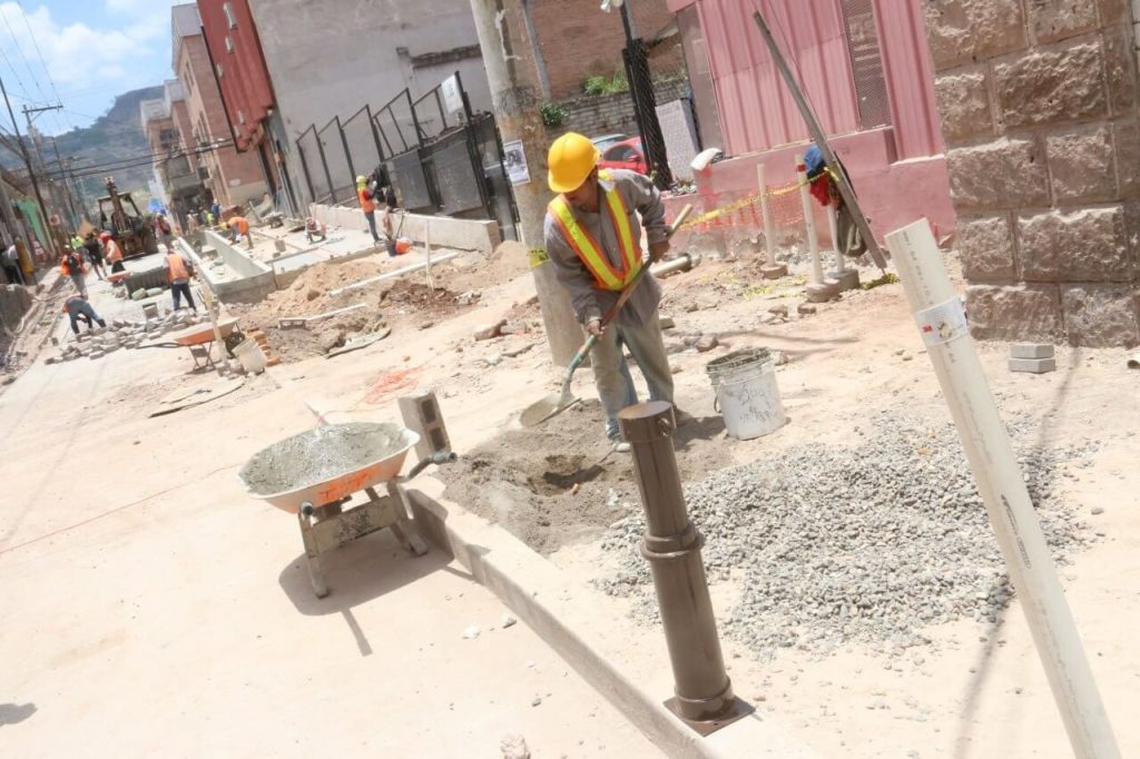 Avanza Recuperaci N De La Avenida Cervantes Alcald A Municipal Del